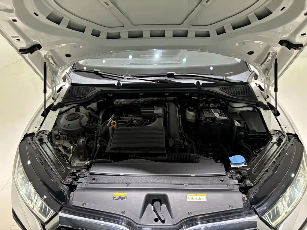 Skoda Octavia 2022 — фото 20