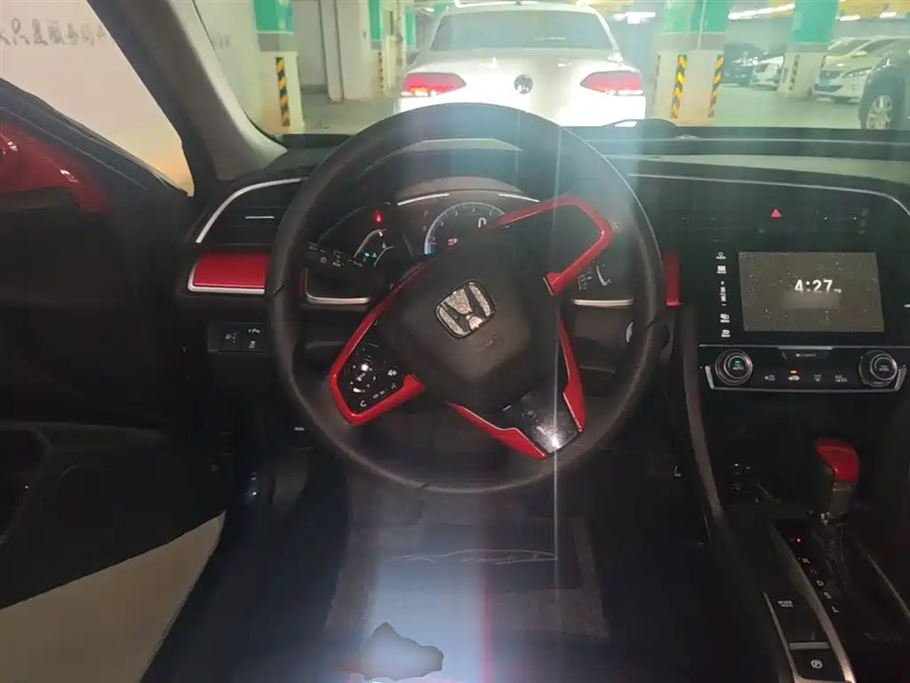 Honda Civic 2019 — фото 11