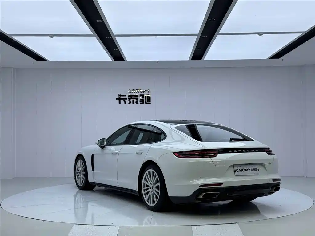 Porsche Panamera 2020 — фото 4