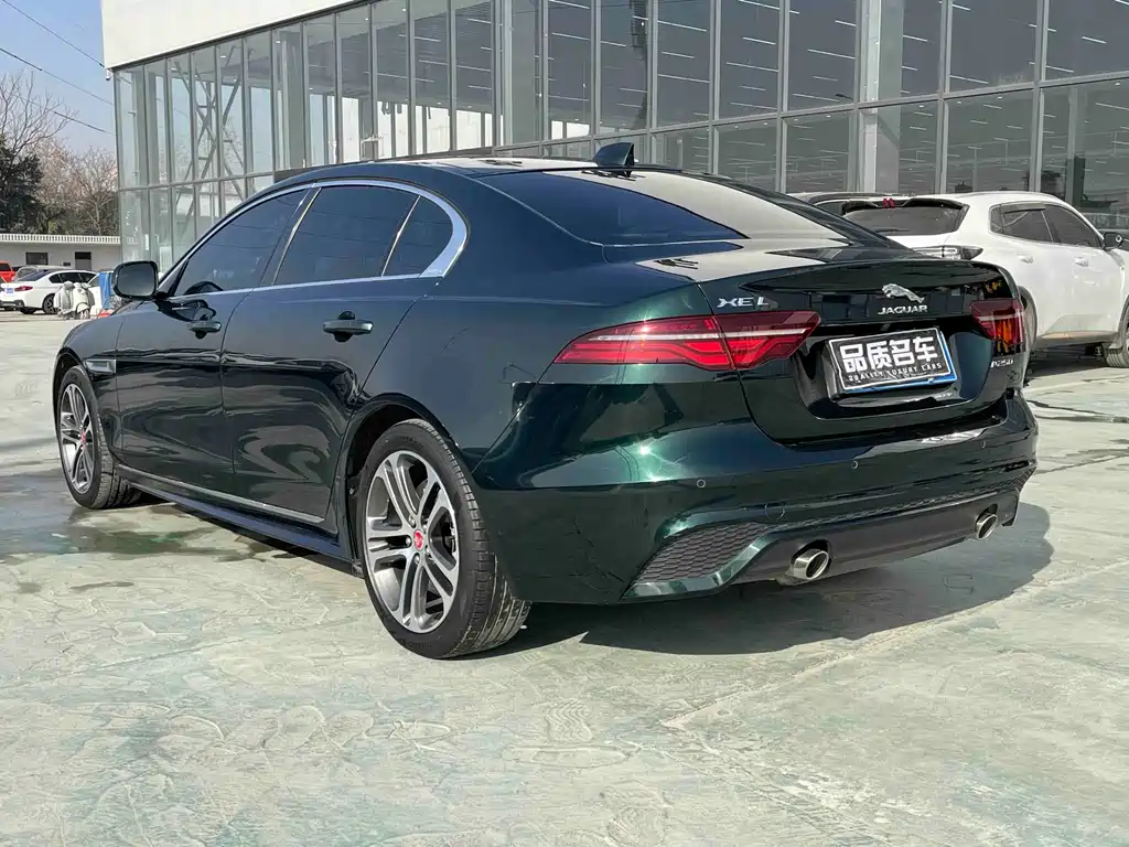 Jaguar XEL 2023 — фото 16