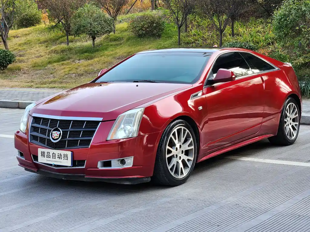 Cadillac CTS 2012 — фото 2