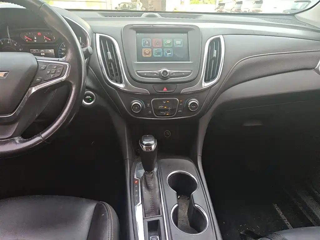 Chevrolet Equinox 2019 — фото 13