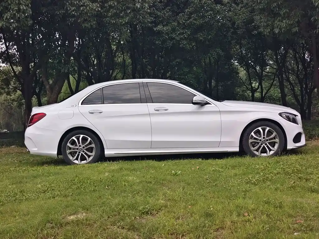 Mercedes-Benz C-Class 2018 — фото 5