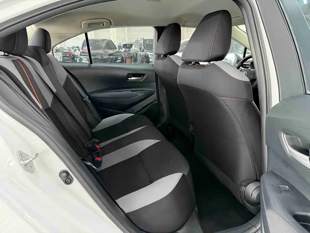 Toyota Corolla 2023 — фото 16