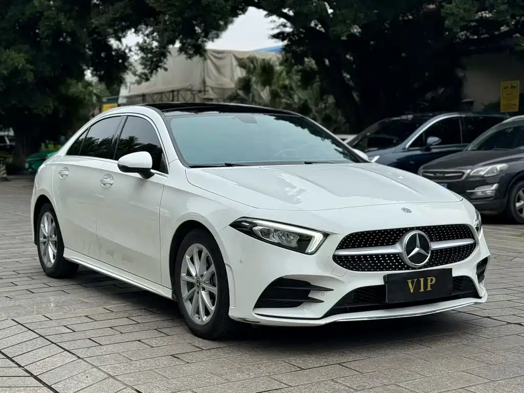 Mercedes-Benz A-Class 2020 — фото 3