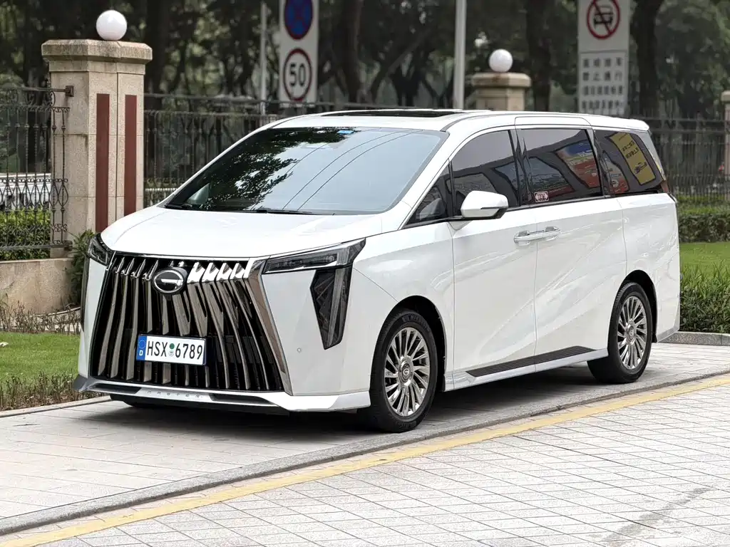 GAC Motor Trumpchi M8 2024 — фото 1