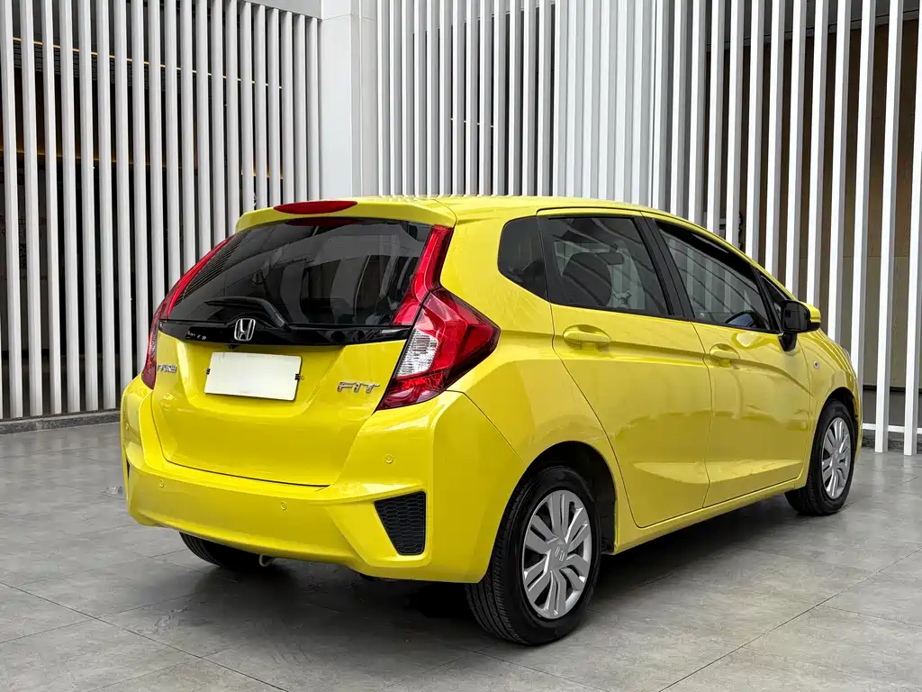 Honda Fit 2014 — фото 14