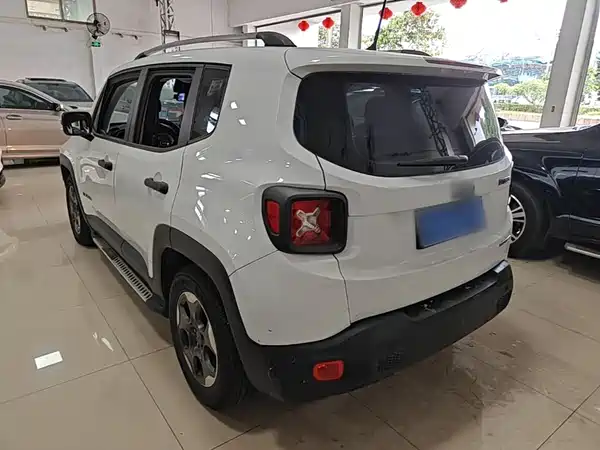 Jeep Freeman 2016