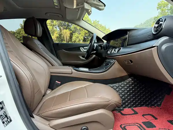 Mercedes-Benz E-Class 2016