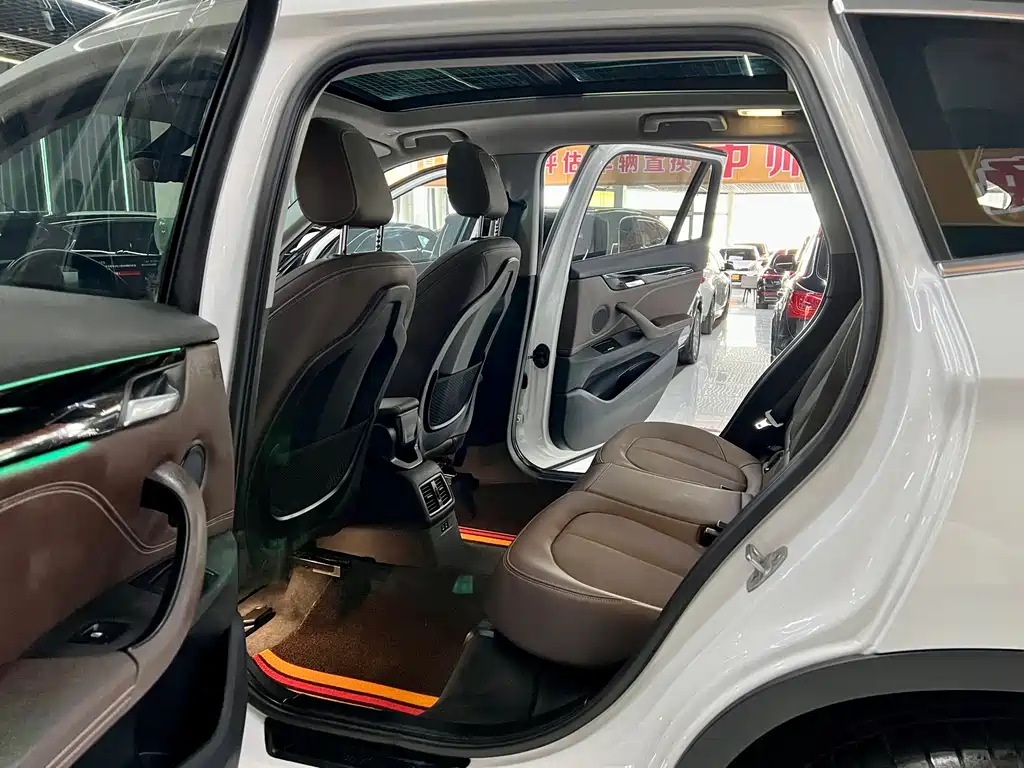 BMW X1 2020 — фото 13