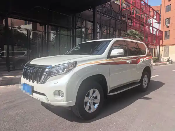 Toyota Prado 2016