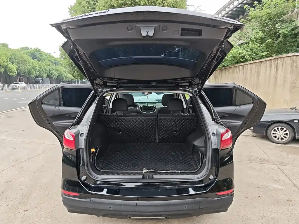 Chevrolet Equinox 2020 — фото 10