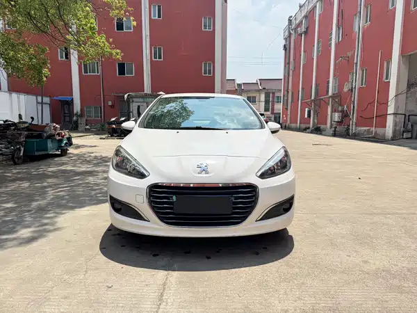 Peugeot 308 2013