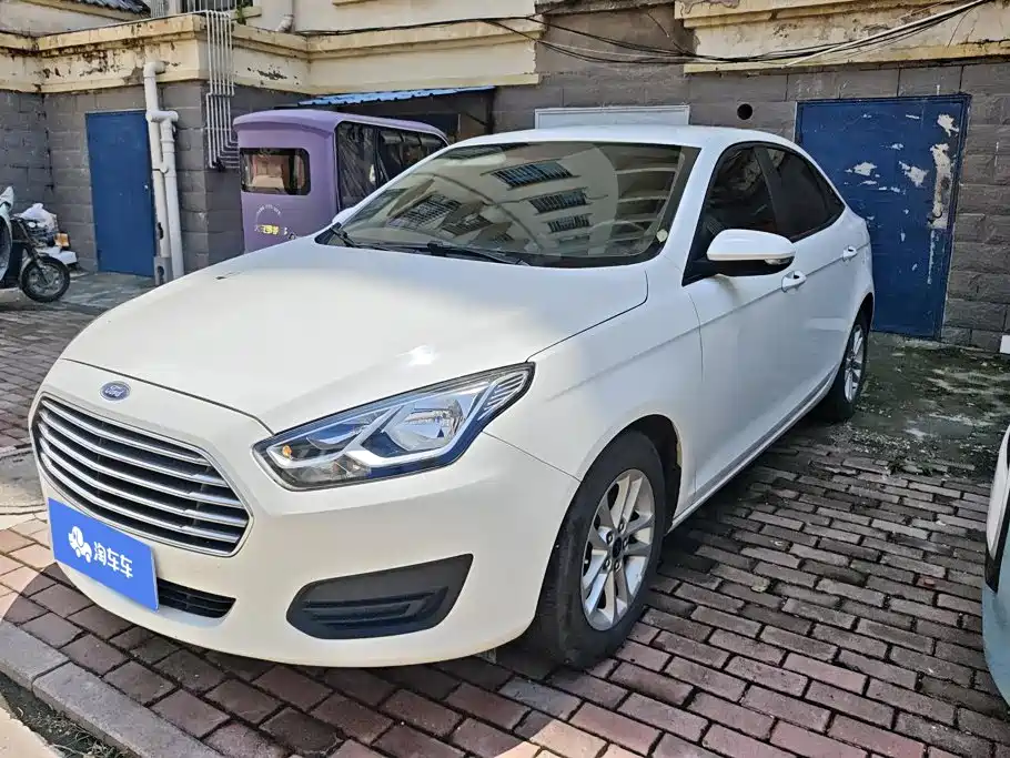 Ford Escort 2019