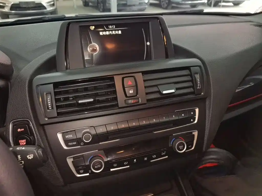 BMW 1 Series 2015 — фото 13
