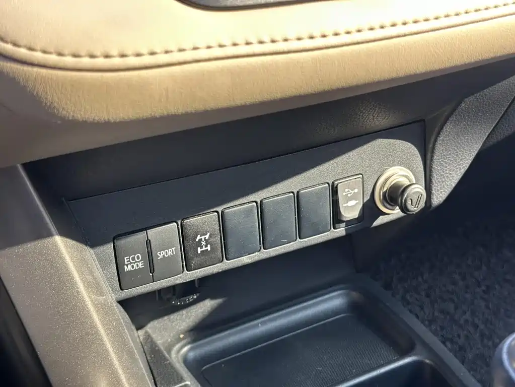 Toyota RAV4 2014 — фото 11