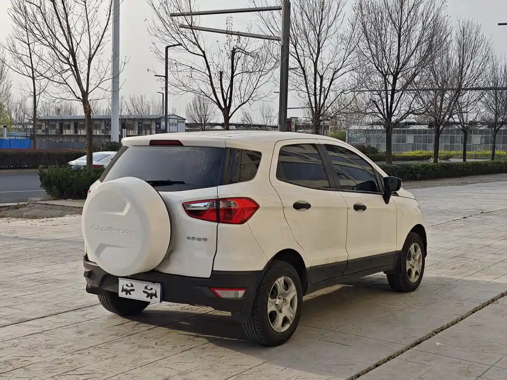 Ford Ecosport 2016 — фото 5