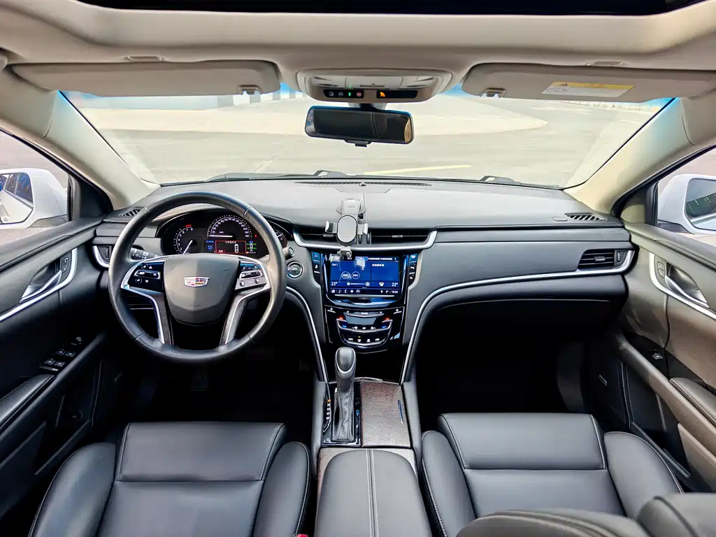 Cadillac XTS 2019 — фото 13