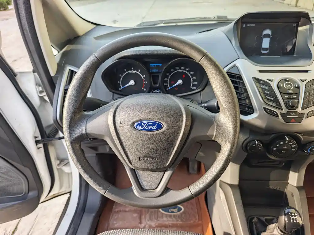 Ford Ecosport 2016 — фото 12