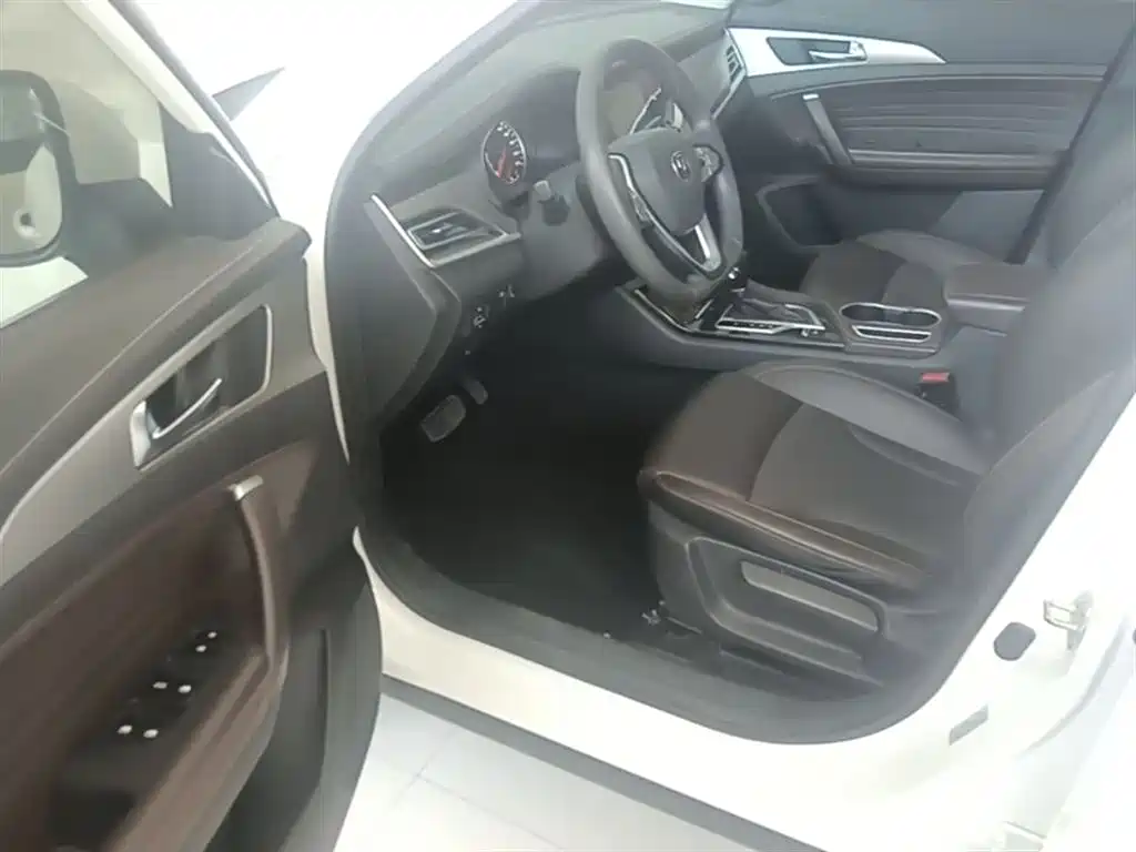 Changan CS35PLUS 2020 — фото 16