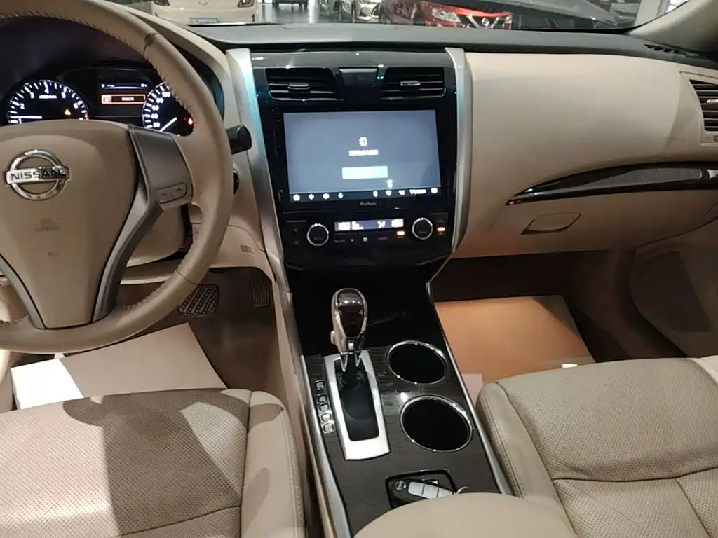Nissan Teana 2016 — фото 13