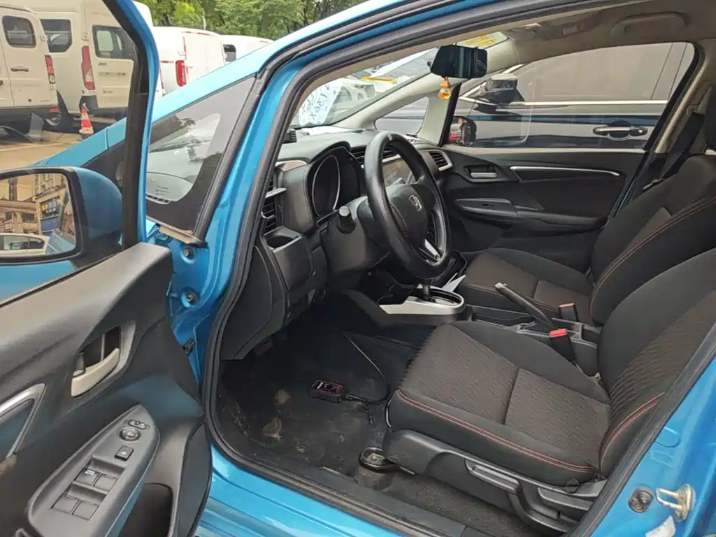 Honda Fit 2018 — фото 16