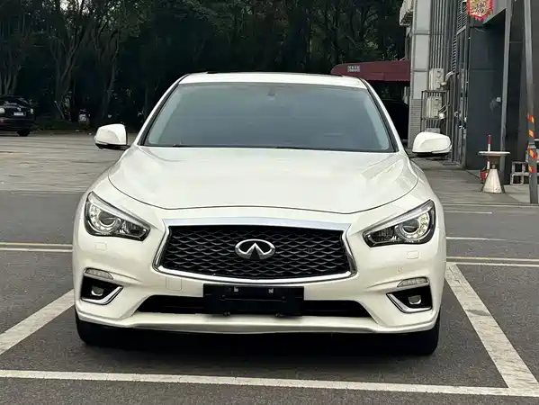 Infiniti Q50L 2020