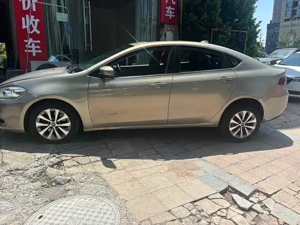 Fiat Viaggio 2012