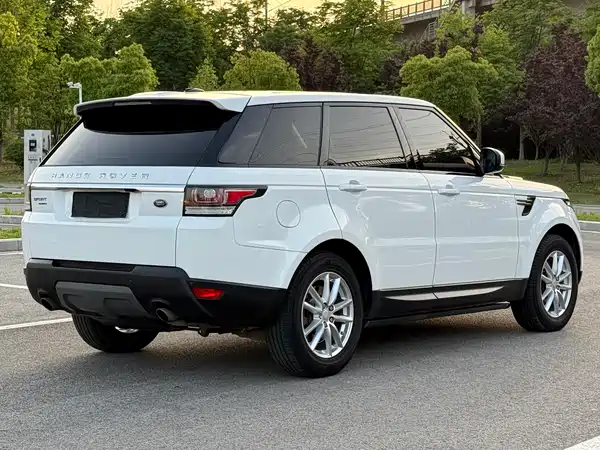 Land Rover Range Rover Sport 2016