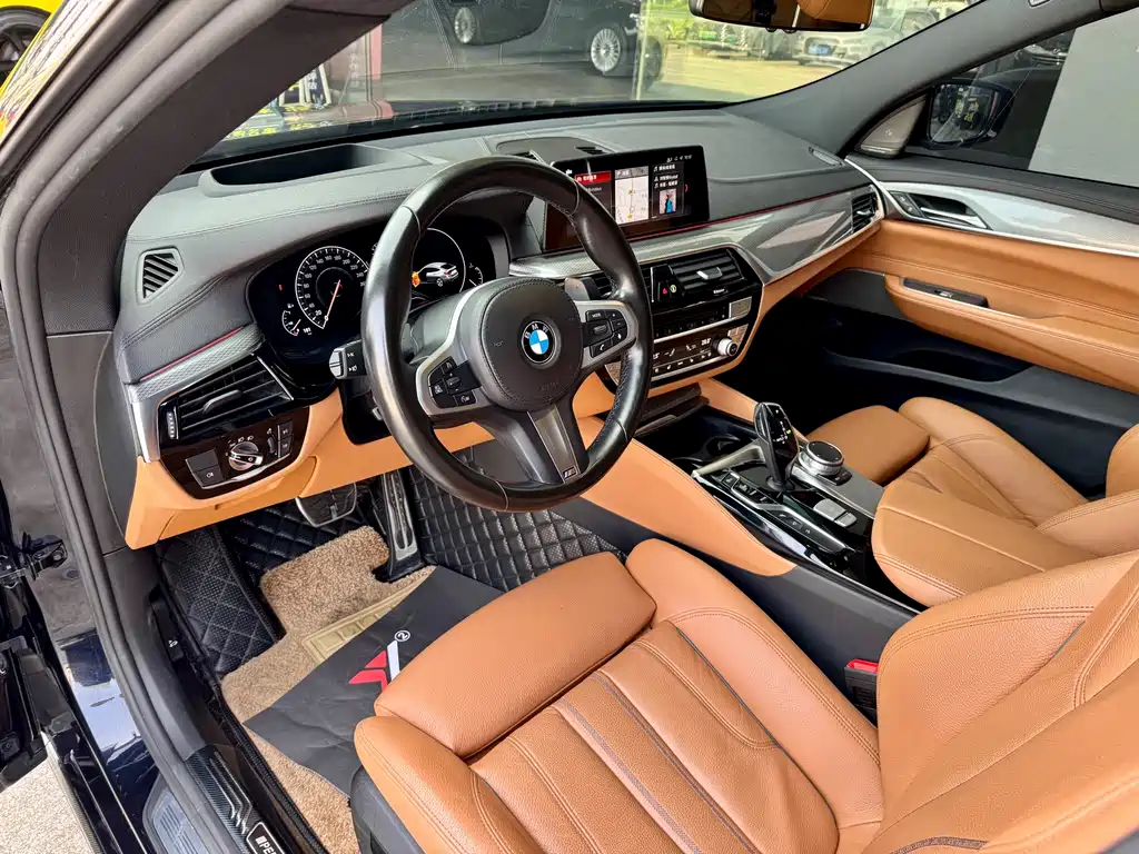 BMW 6 Series GT 2019 — фото 6