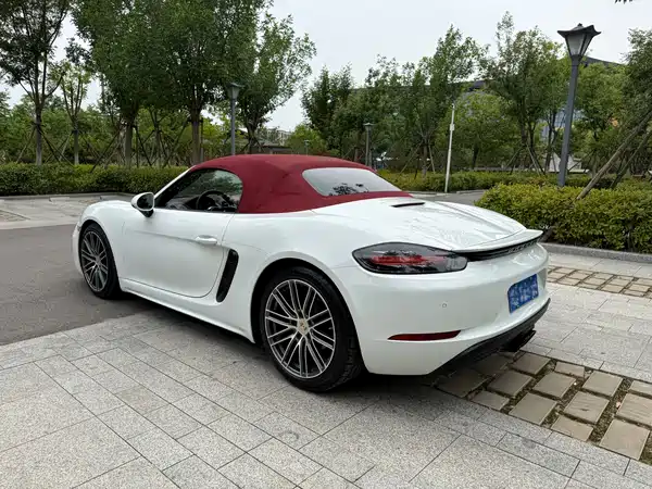 Porsche 718 2018