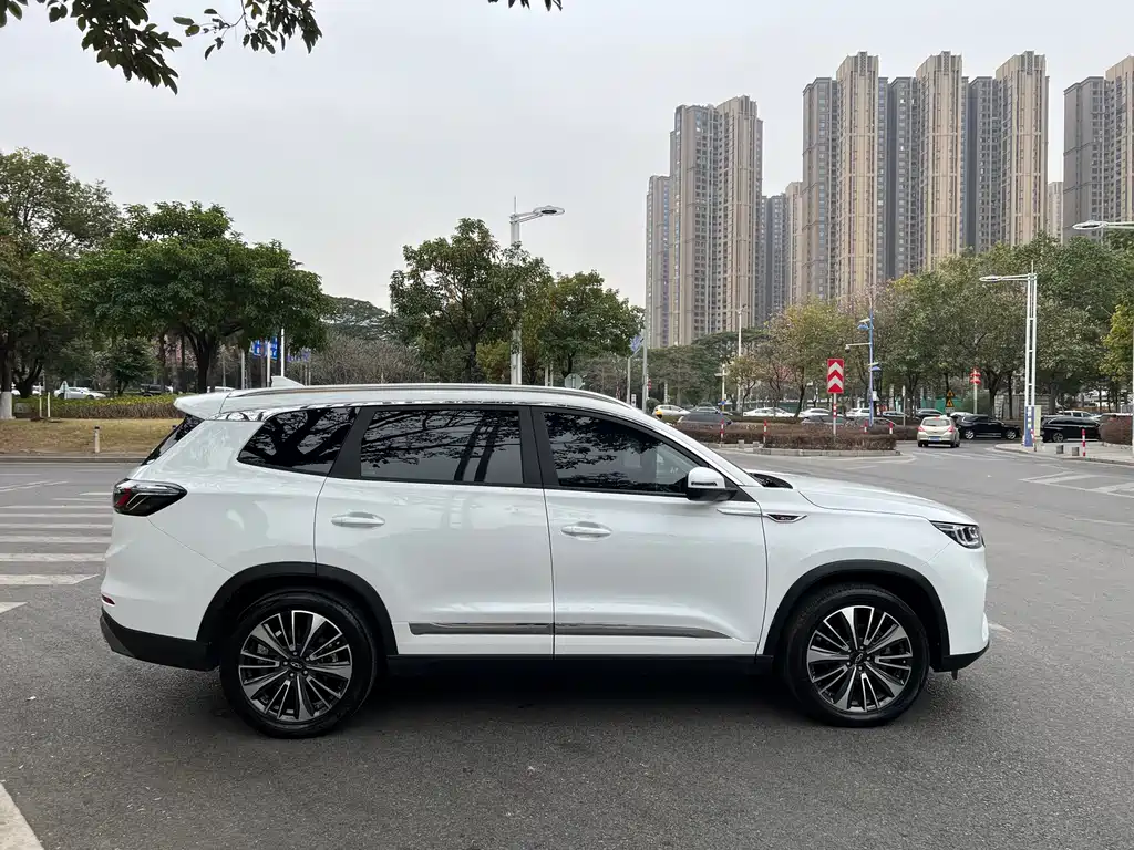 Chery Tiggo 8 PLUS 2024 — фото 5