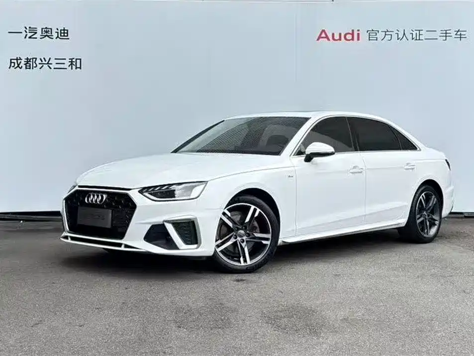 Audi A4L 2020 — фото 1