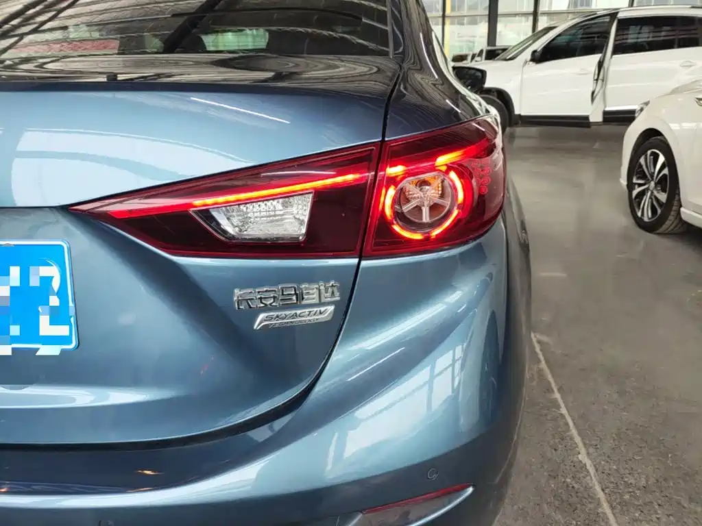Mazda 3 Angkesela 2018 — фото 8
