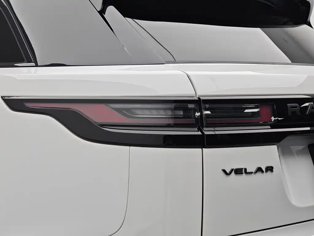 Land Rover Velar 2025 — фото 13