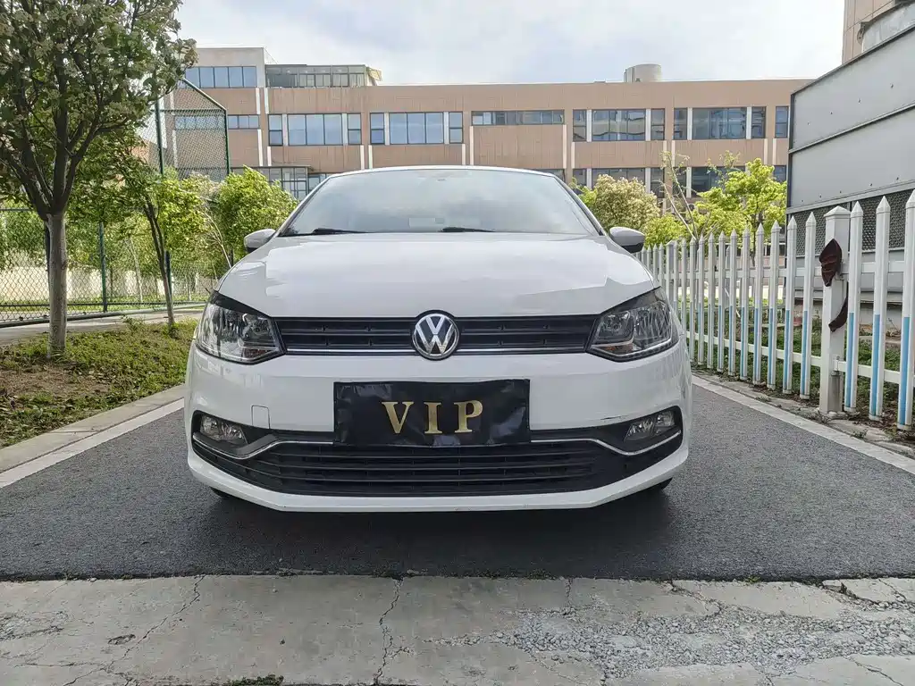 Volkswagen Polo 2018 — фото 1