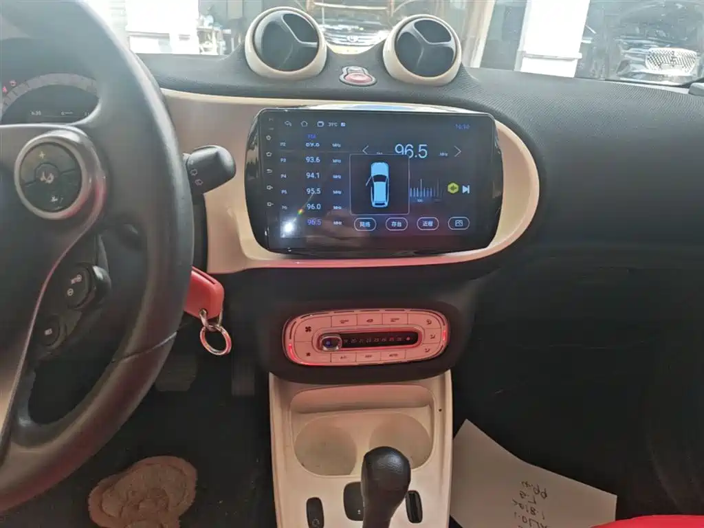 smart Forfour 2018 — фото 13