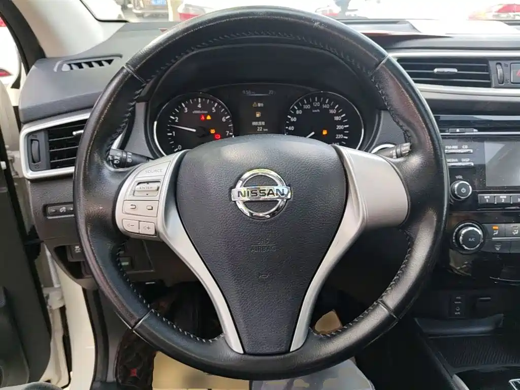 Nissan Qashqai 2017 — фото 11