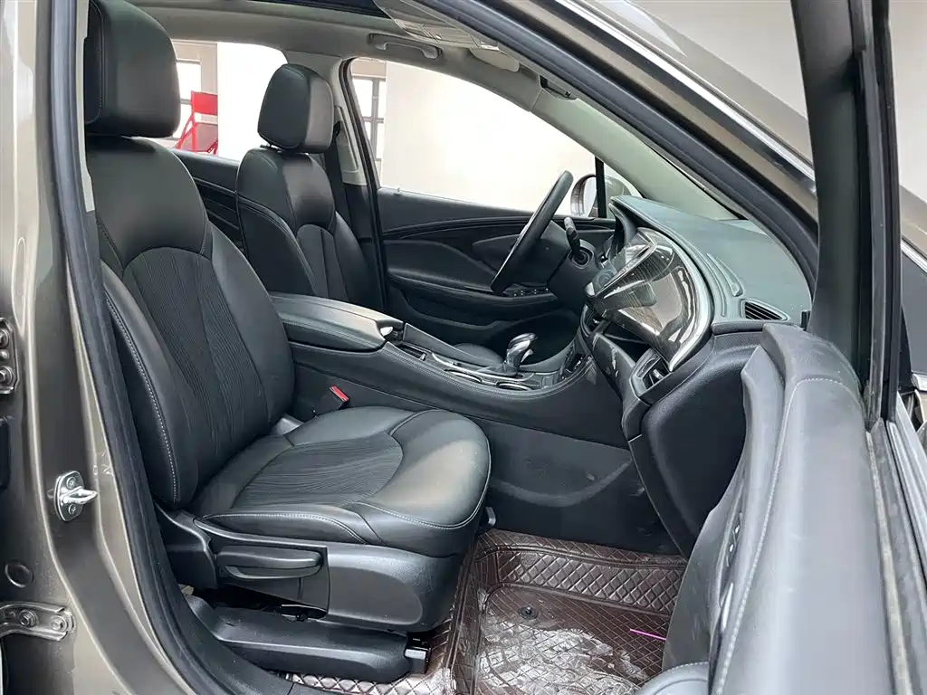 Buick Envision Plus 2018 — фото 20