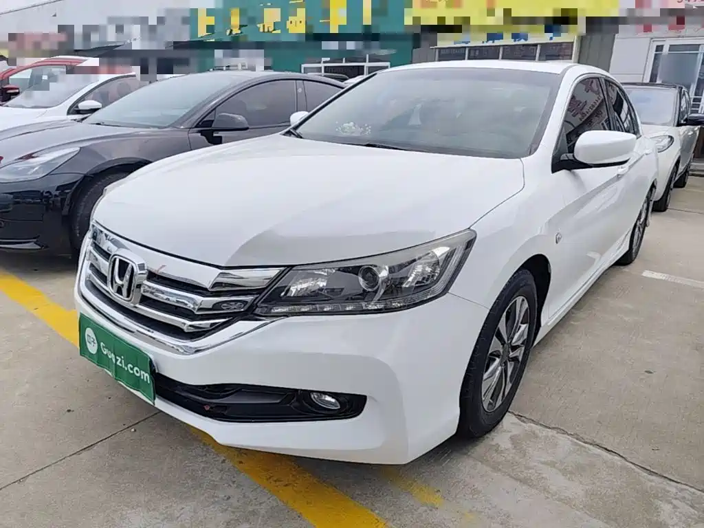 Honda Accord 2016 — фото 2