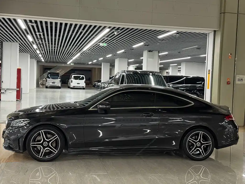 Mercedes-Benz C-Class 2020 — фото 14