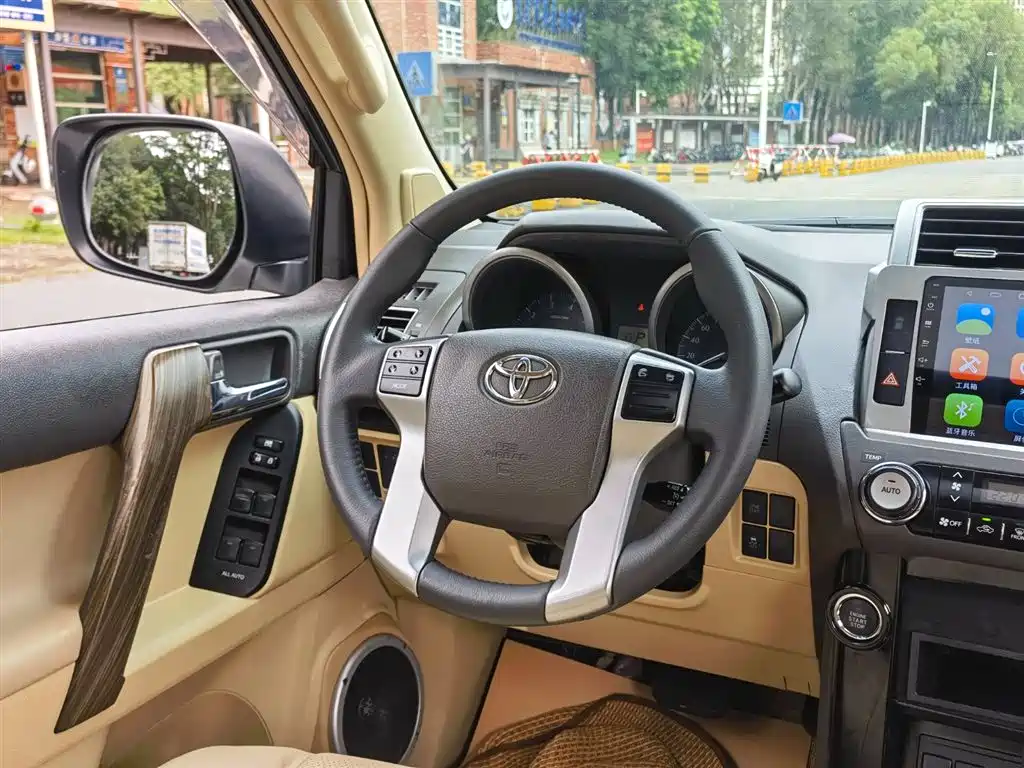 Toyota Prado 2017 — фото 13