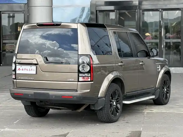 Land Rover Discovery 2014