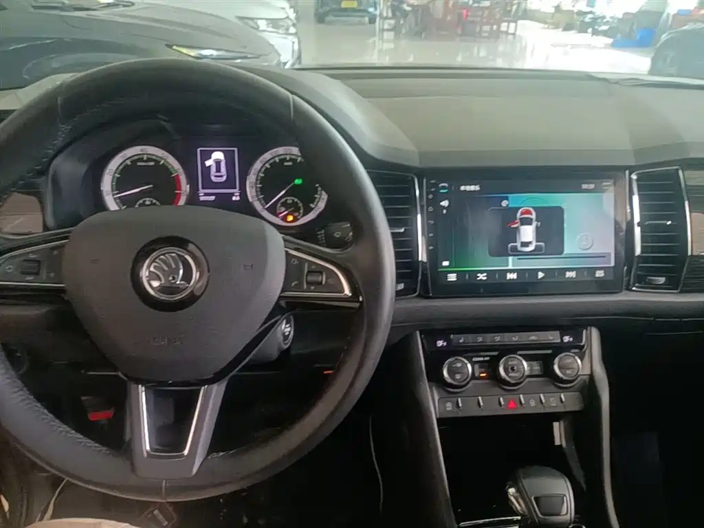 Skoda Kodiaq 2018 — фото 10