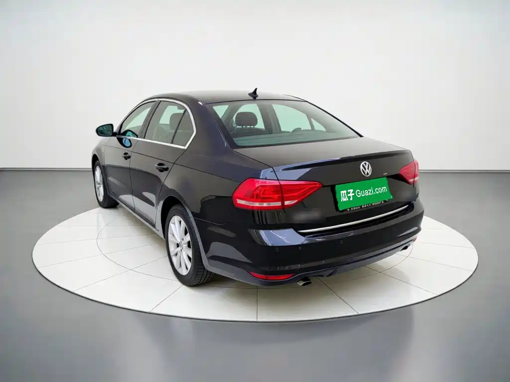 Volkswagen Lavida 2015