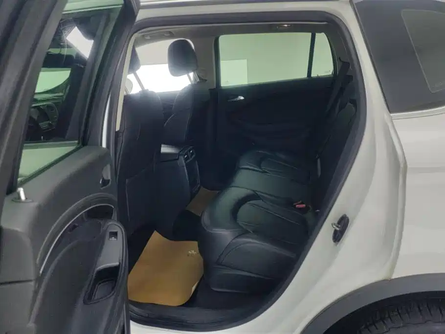 Buick Envision Plus 2018 — фото 11