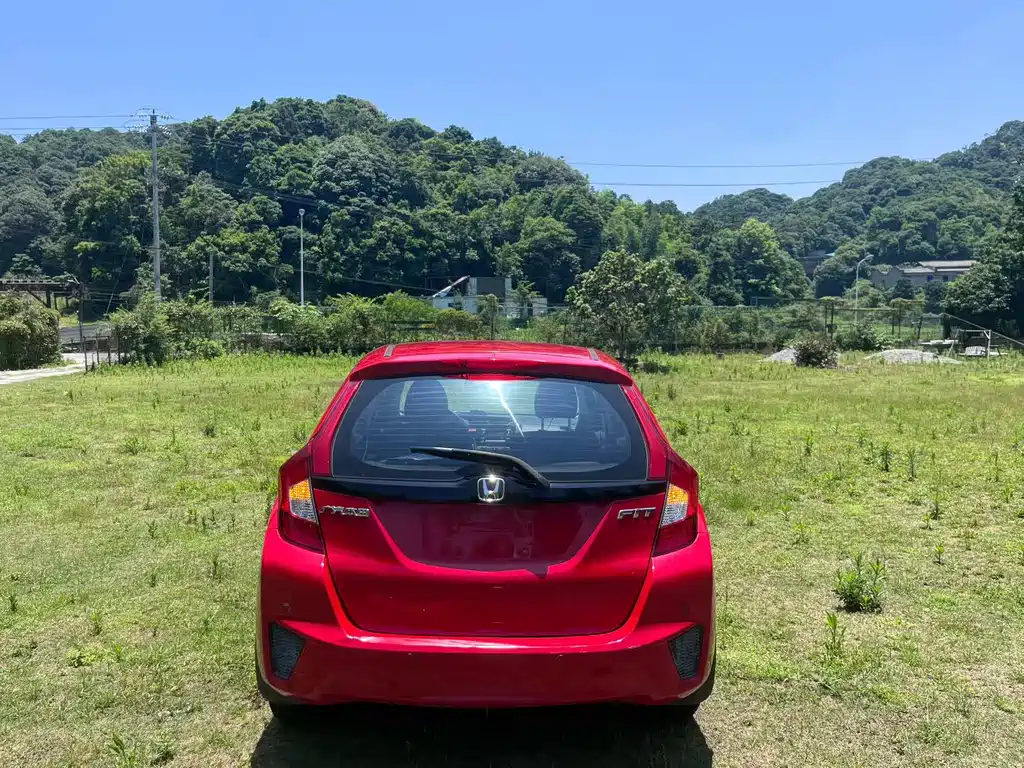 Honda Fit 2016 — фото 9