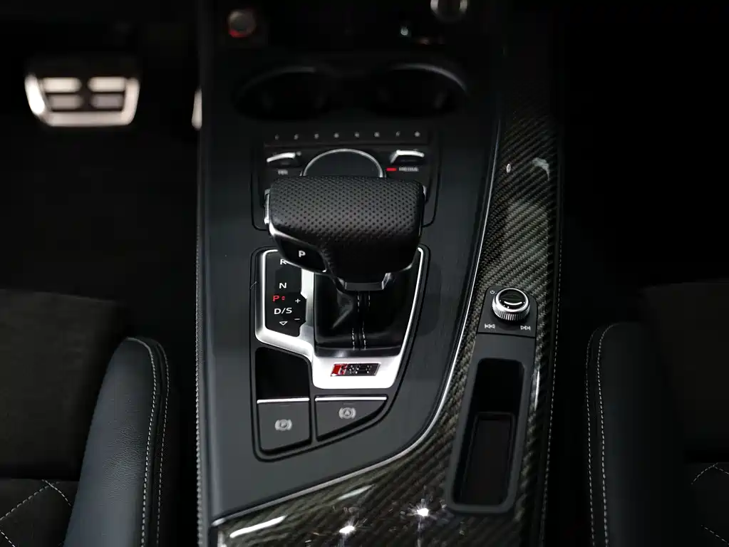 Audi RS 5 2020 — фото 12