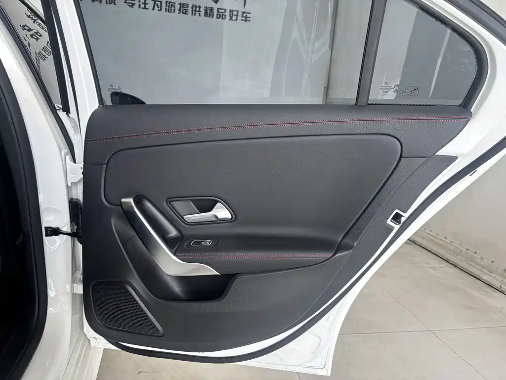 Mercedes-Benz A-Class 2025 — фото 23