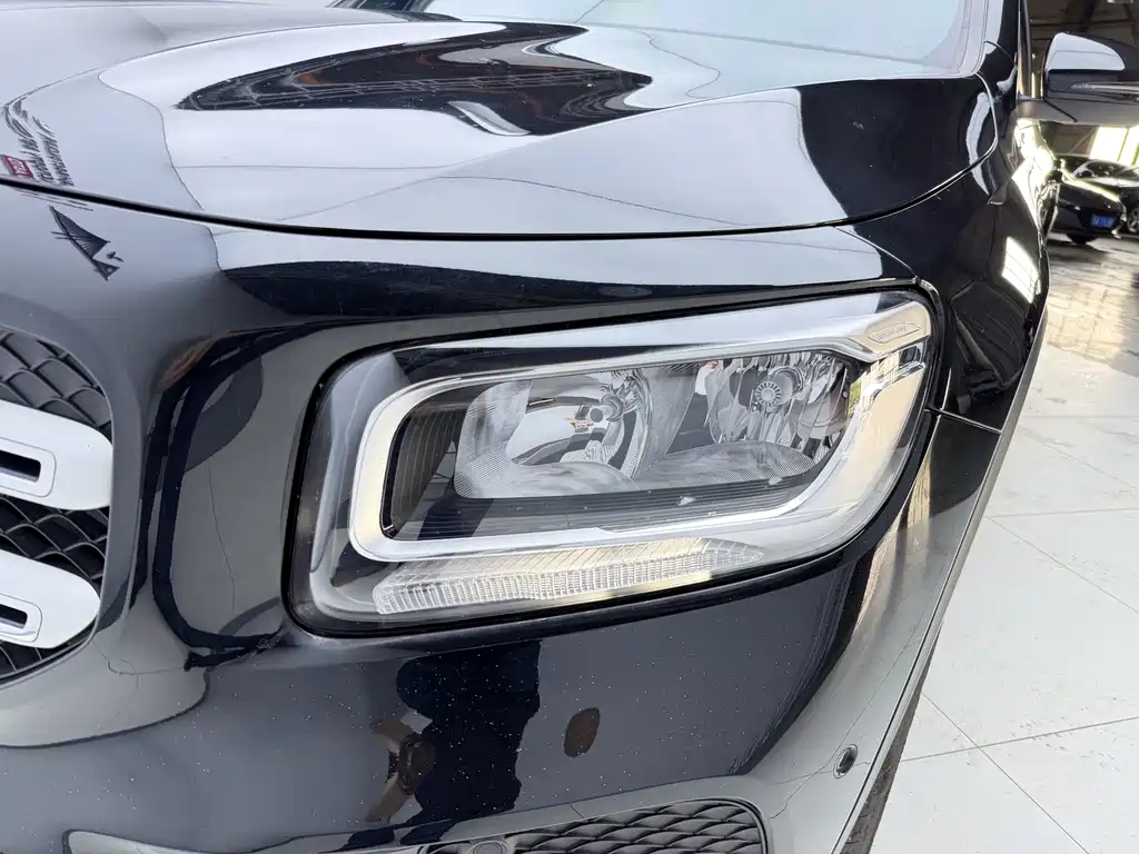Mercedes-Benz GLB 2022